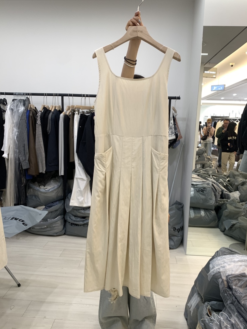 CEDARWOOD韓國直郵㊣東大門實拍女裝新品人氣熱賣連衣裙褶皺CEDARWOOD連衣裙