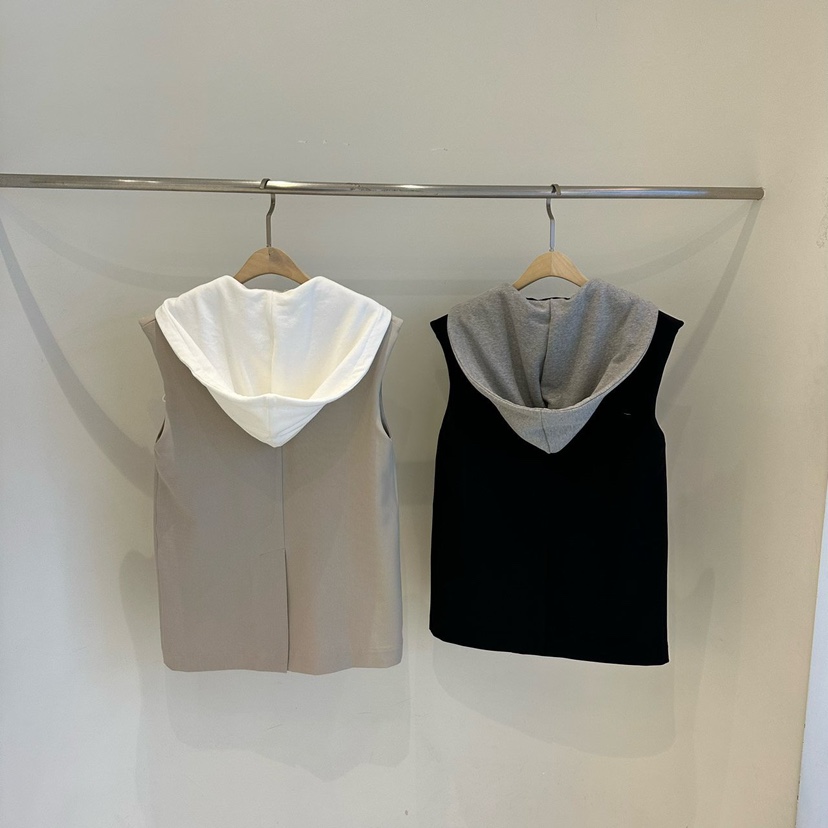SOUIT韓國直郵㊣女裝新品時尚熱賣休閑職業推薦人氣馬甲連帽SOUIT by mabel-L馬甲