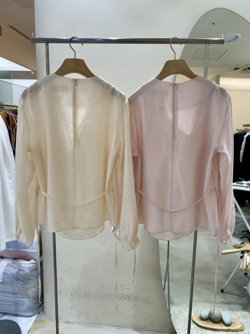 YIKHO STYLE韓國直郵㊣女裝新品休閑推薦襯衫蕾絲衫含腰繩YIKHO STYLE襯衫/蕾絲衫