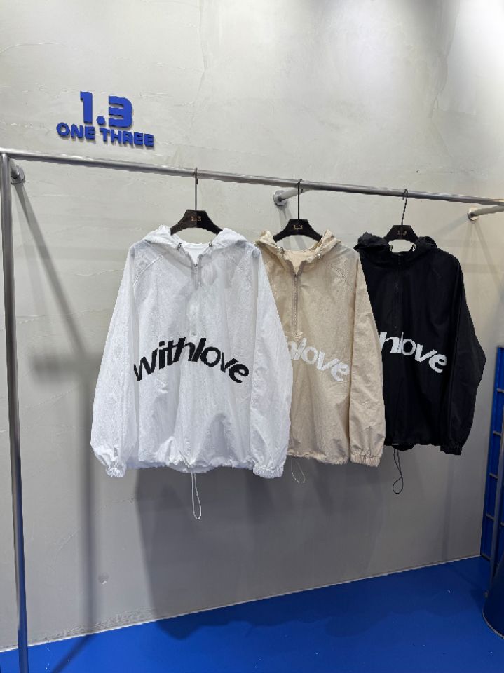 1.3直郵韓國代購㊣女裝新品職業推薦熱賣時尚25春夏休閑衛衣1.3衛衣