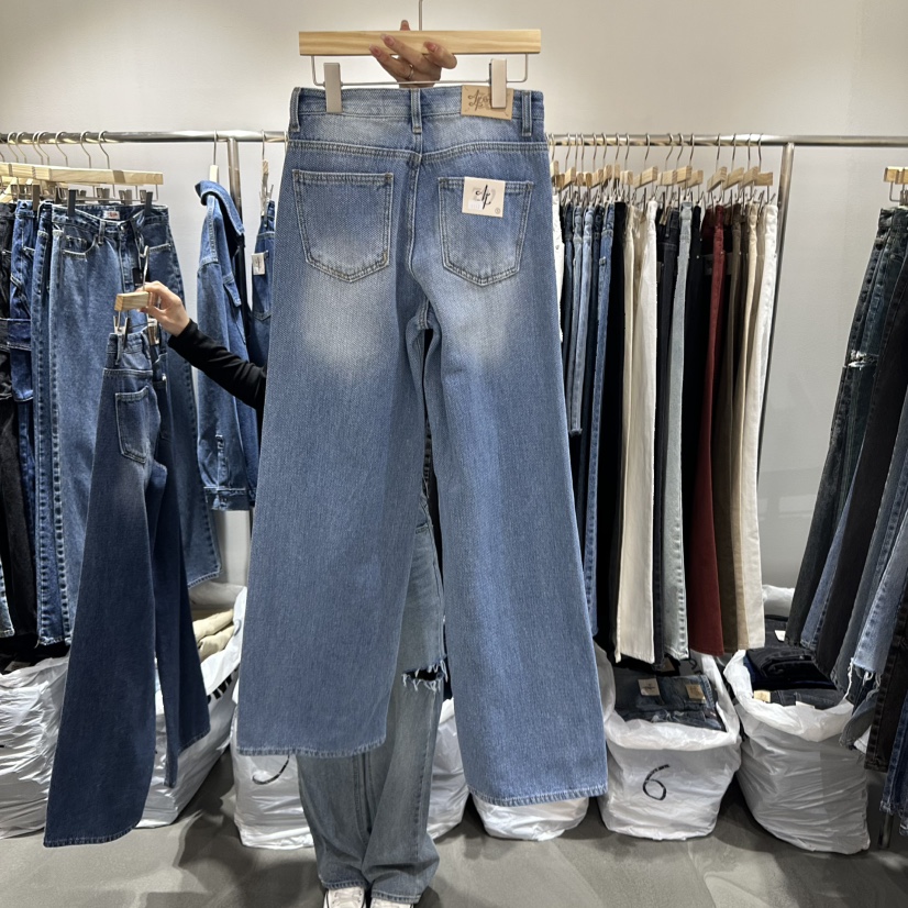 L'ETOILE韓國直郵㊣女裝新品人氣推薦熱賣休閑時尚職業牛仔褲L'ETOILE牛仔褲