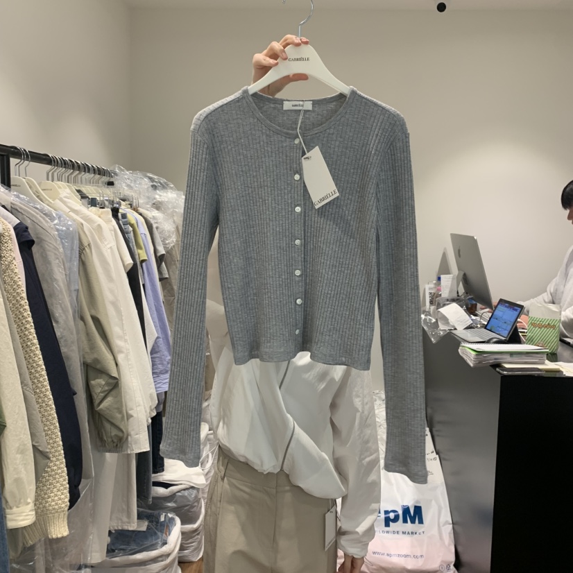 GABRIELLE韓國直郵㊣東大門實拍女裝新品人氣時尚25春夏針織衫GABRIELLE針織衫圖色2