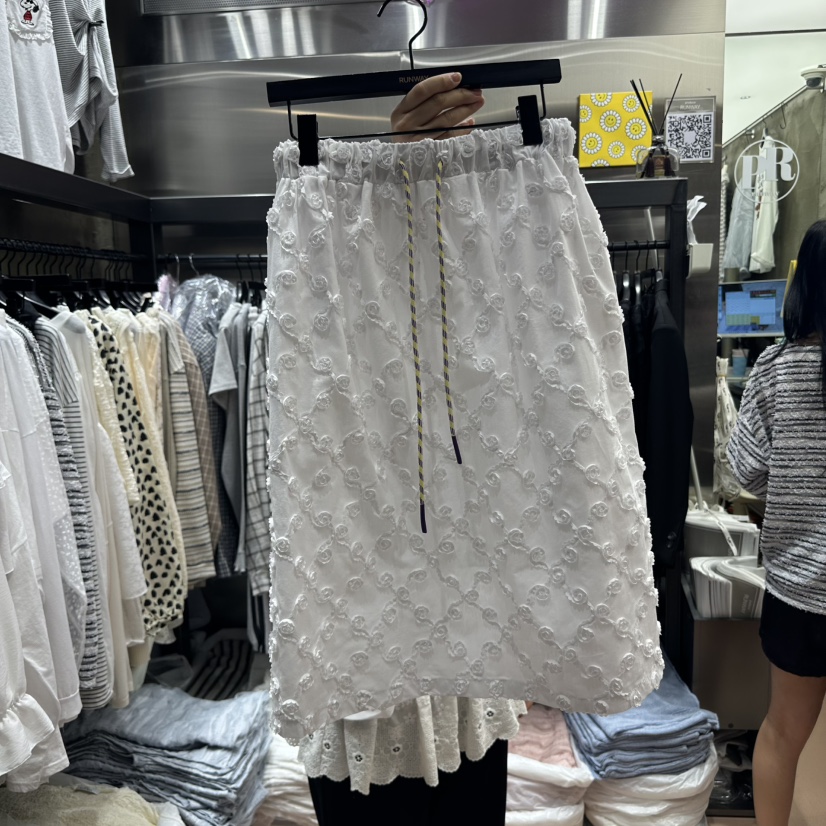 RUNWAY-런웨이韓國直郵㊣東大門實拍女裝新品人氣半身裙中短裙RUNWAY半身裙/中短裙