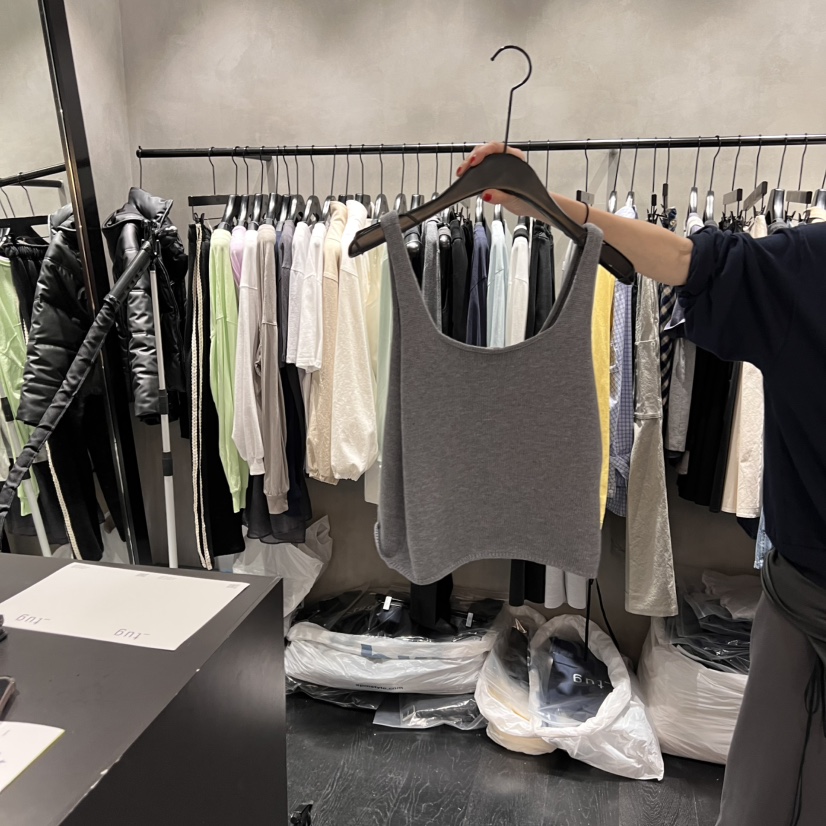 TUG韓國直郵㊣女裝新品人氣25春夏休閑職業吊帶背心不含內搭TUG吊帶/背心