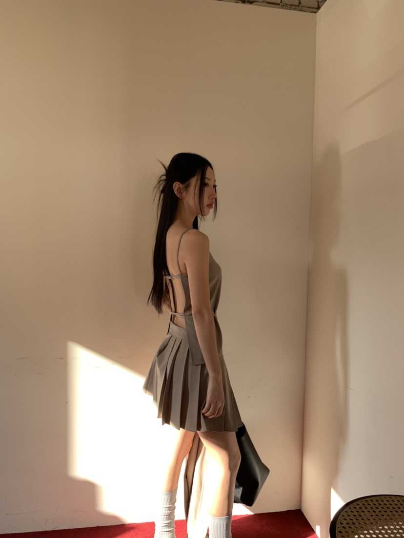 MURMUR韓國㊣直郵東大門代購女裝新品人氣25春夏推薦吊帶背心MURMUR吊帶/背心
