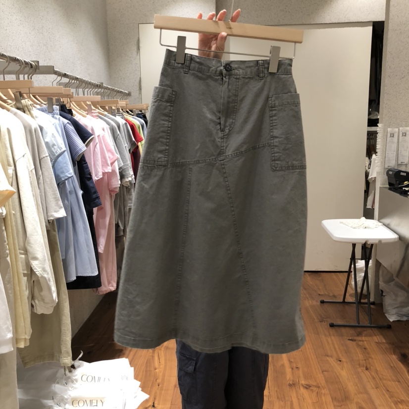 COMELY韓國直郵㊣東大門實拍女裝新品推薦25春夏半身裙中短裙COMELY半身裙/中短裙圖色2