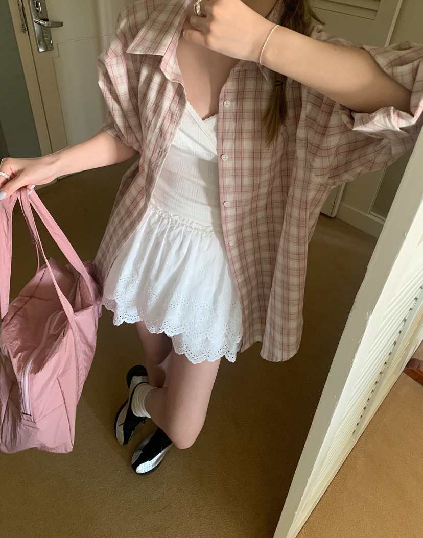 MELLOUNGE-멜라운지-T韓國代購女裝新品職業襯衫蕾絲衫格紋MELLOUNGE-T襯衫/蕾絲衫