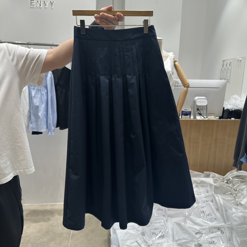 ENVY韓國直郵㊣女裝新款休閑人氣熱賣時尚25春夏推薦長裙ENVY長裙圖色2