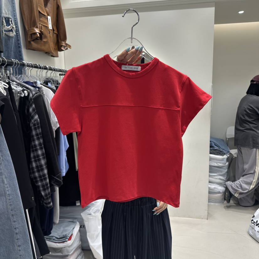 AT THE END直郵韓國代購㊣女裝新品25春夏推薦時尚人氣T恤AT THE ENDT恤圖色2