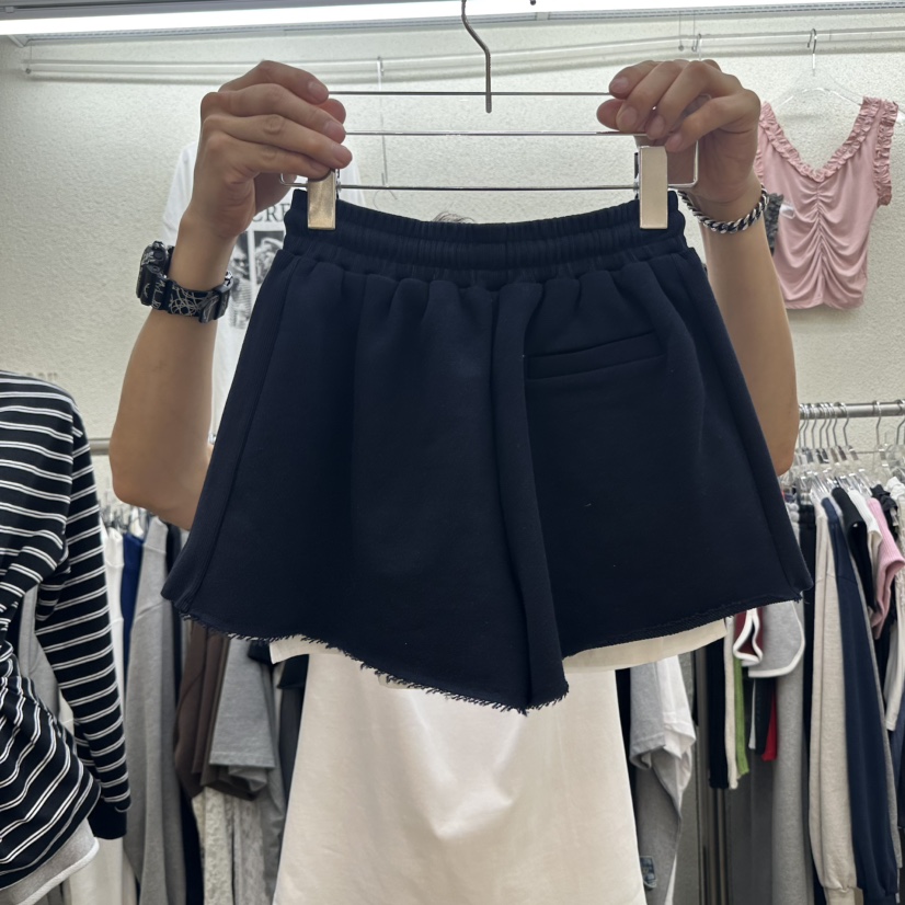 MAGOT韓國代購女裝新款時尚熱賣休閑推薦職業25春夏短褲口袋IIIΛGOT/MAGOT短褲