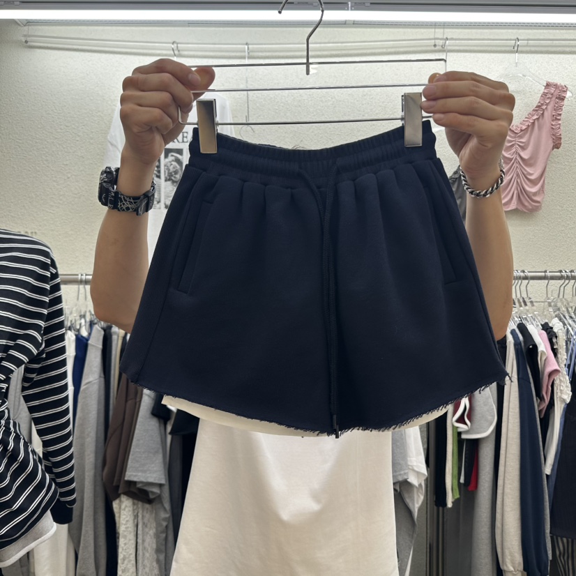 MAGOT韓國代購女裝新款時尚熱賣休閑推薦職業25春夏短褲口袋IIIΛGOT/MAGOT短褲