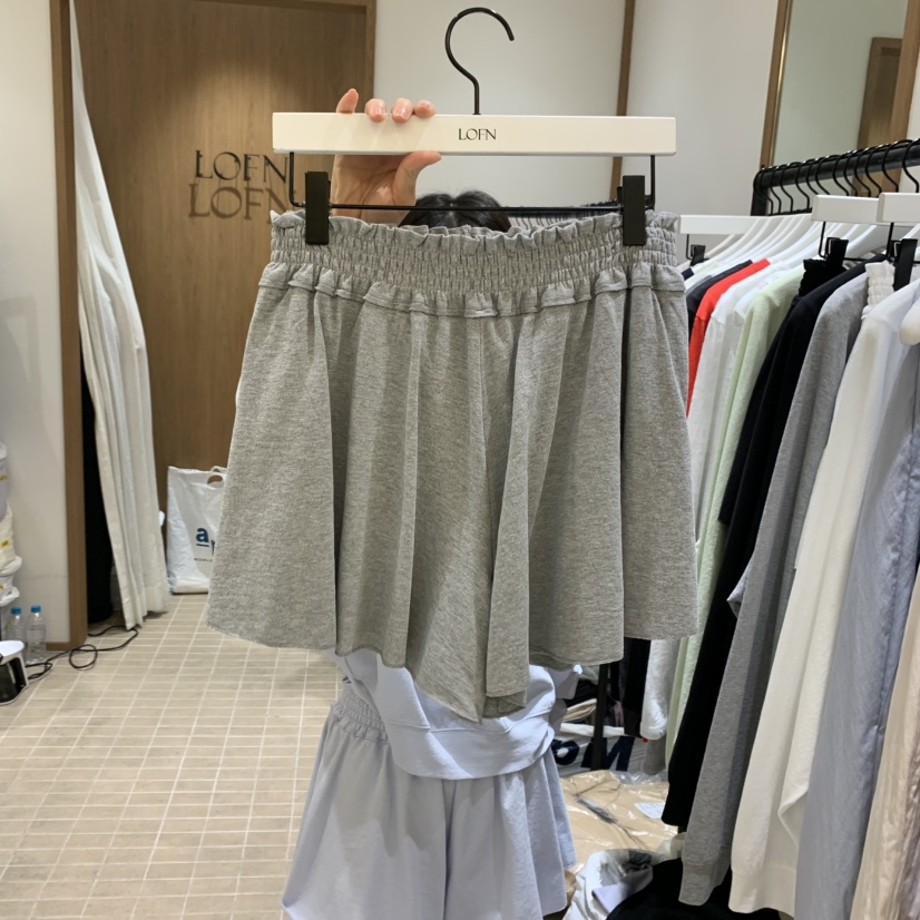 LOFN韓國㊣直郵東大門代購女裝新品時尚推薦休閑人氣25春夏短褲LOFN短褲圖色2