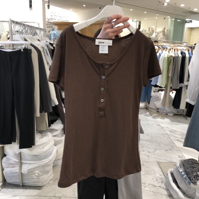 URBANE cloth韓國直郵㊣東大門實拍女裝新品人氣25春夏T恤URBANE clothT恤圖色3