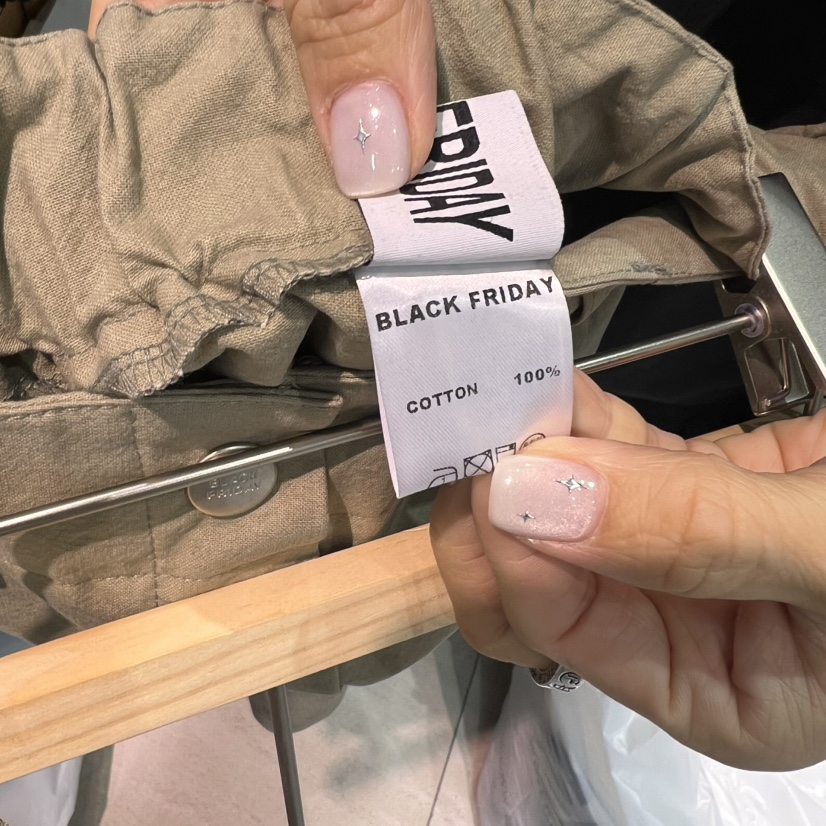BLACKFRIDAY韓國代購女士新品25春夏熱賣人氣時尚休閑推薦短褲BLACK FRIDAY短褲