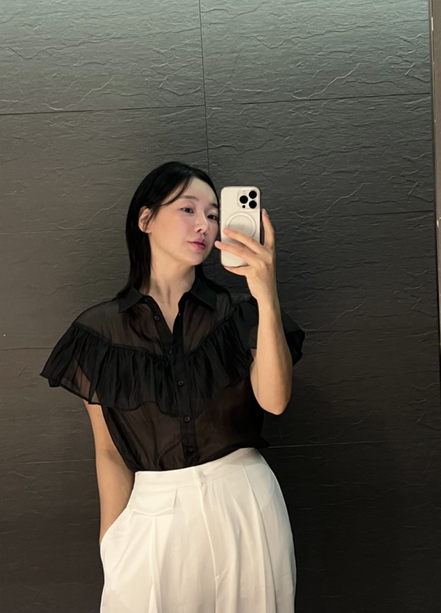 VERNI韓國直郵女裝新品時尚熱賣推薦人氣25春夏真品襯衫蕾絲衫VERNI襯衫/蕾絲衫
