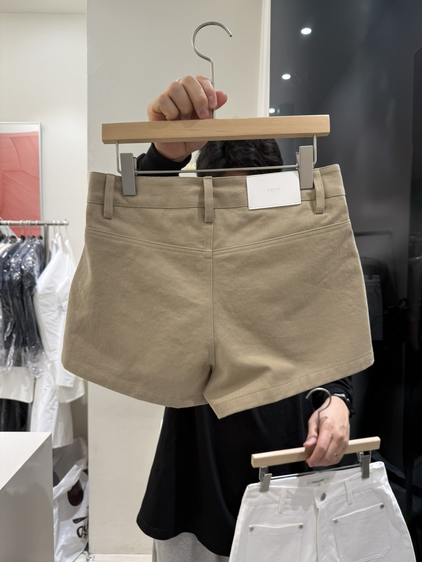 MEMO CLASSIC東大門直郵女士新品時尚職業真品推薦休閑短褲MEMO CLASSIC短褲