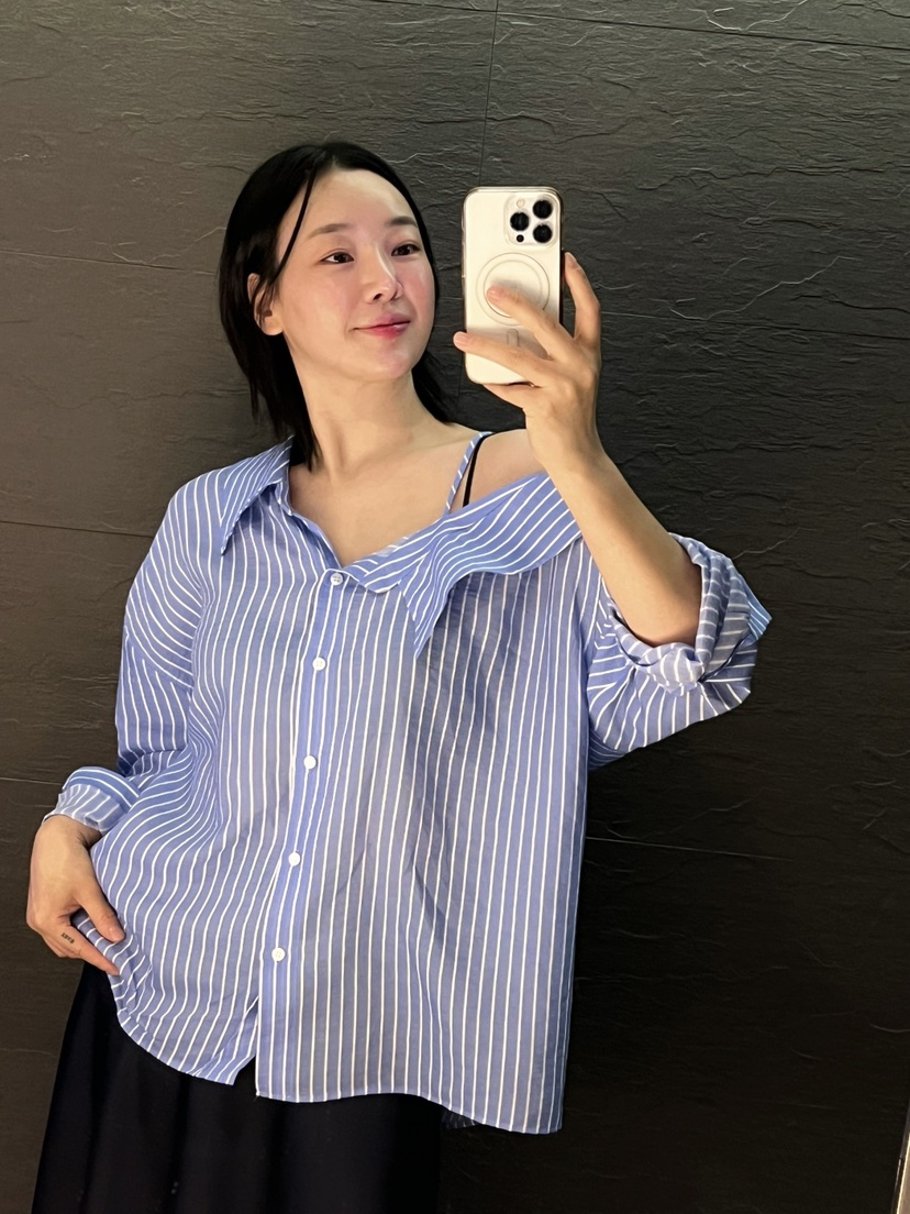 VERNI東大門直郵女士新款25春夏休閑熱賣真品職業襯衫蕾絲衫VERNI襯衫/蕾絲衫