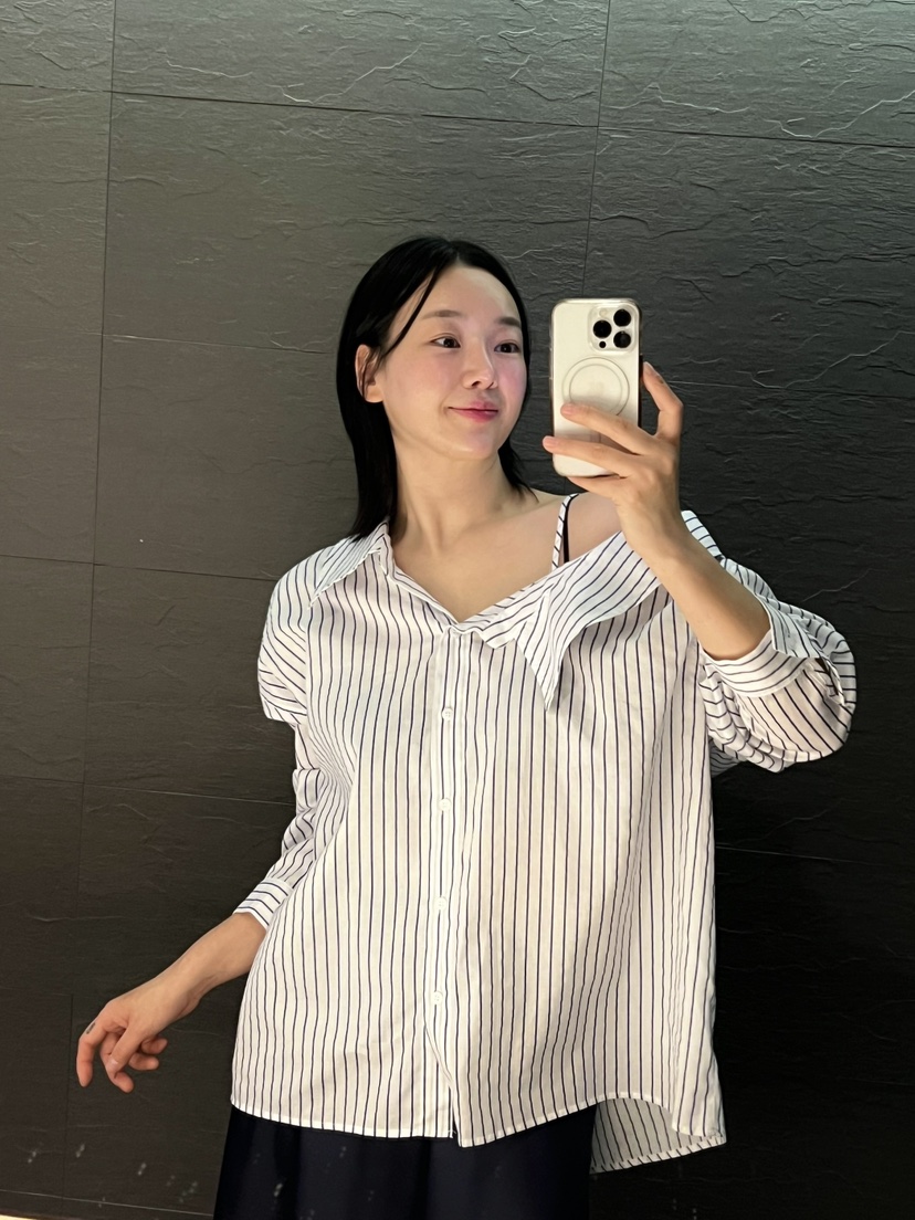VERNI東大門直郵女士新款25春夏休閑熱賣真品職業襯衫蕾絲衫VERNI襯衫/蕾絲衫