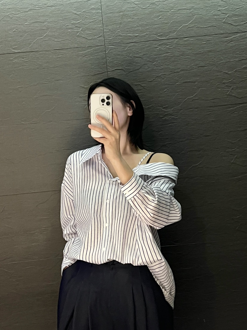 VERNI東大門直郵女士新款25春夏休閑熱賣真品職業襯衫蕾絲衫VERNI襯衫/蕾絲衫