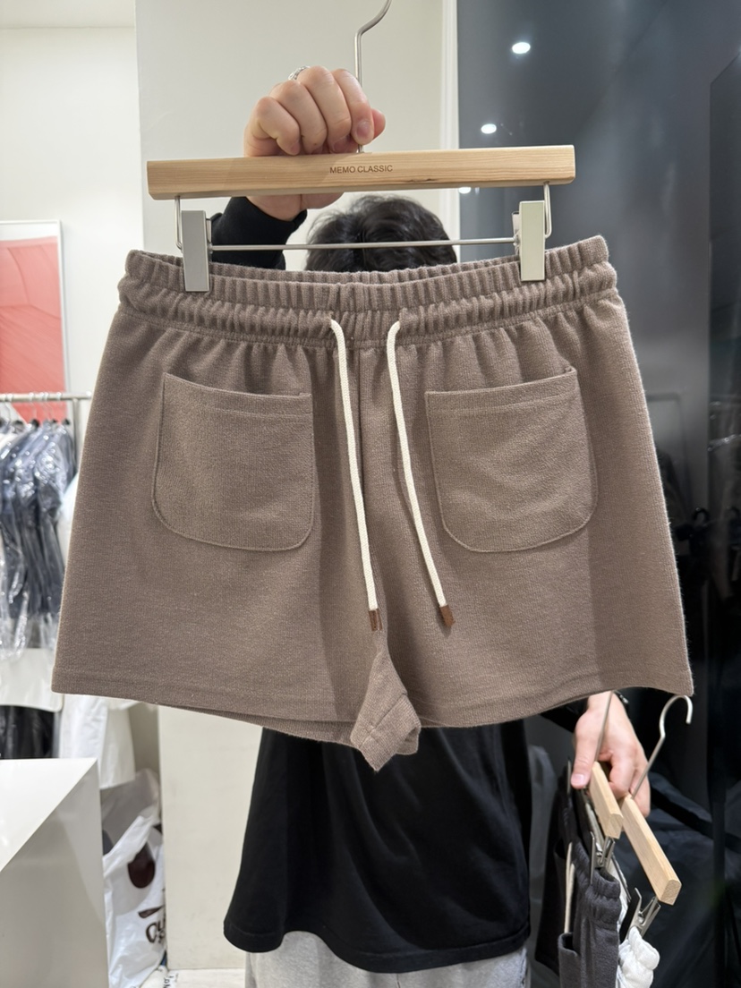 MEMO CLASSIC東大門直郵女士新品真品時尚職業熱賣短褲口袋MEMO CLASSIC短褲圖色2