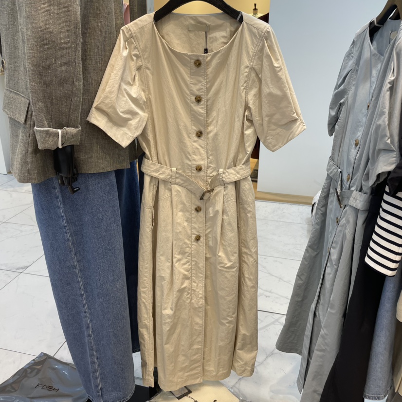 J COCO東大門實拍女裝新款熱賣推薦25春夏真品連衣裙含腰帶J COCO連衣裙