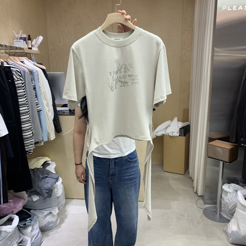 PLEASURE韓國直郵女士新款真品熱賣時尚職業休閑推薦人氣T恤PLEASURET恤圖色2