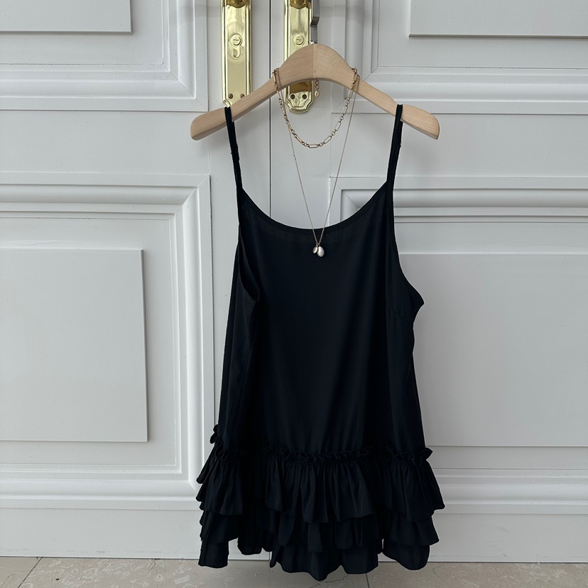 VICTORIA QUEEN直郵韓國代購㊣女裝新品熱賣人氣25春夏吊帶背心VICTORIA QUEEN吊帶/背心圖色2