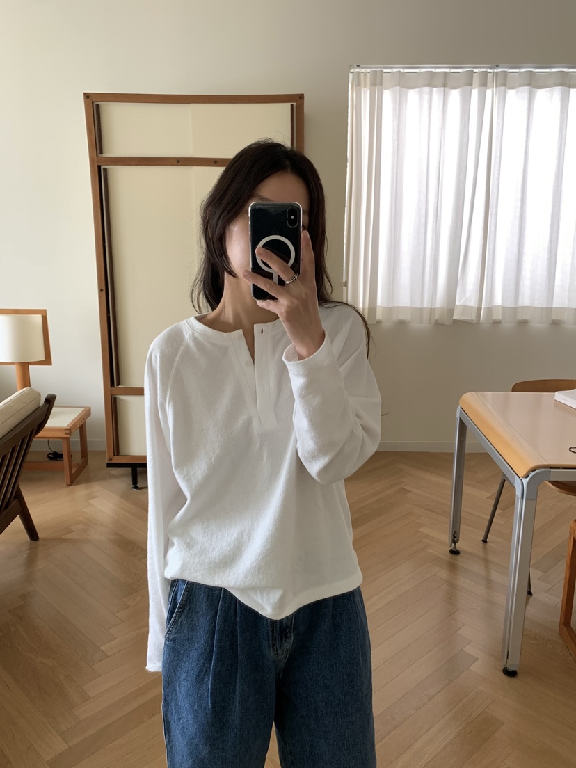 ROMANTICIZE韓國直郵㊣東大門實拍女裝新款25春夏長袖T恤插肩紐扣ROMANTICIZE長袖T恤