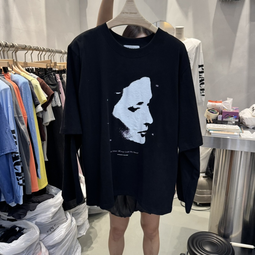 ULTRAORANGE韓國直郵㊣東大門實拍女裝新款時尚25春夏長袖T恤GILT/ULTRAORANGE長袖T恤圖色2