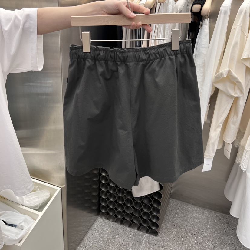 VELVET UNDERGROUND東大門實拍女士新品推薦人氣25春夏短褲VELVET UNDERGROUND短褲