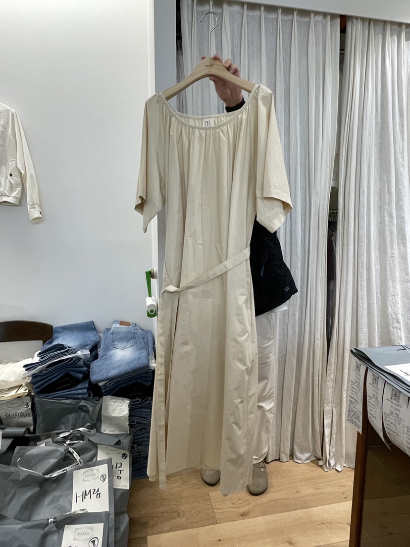 MOVENNE東大門代購女裝新品熱賣時尚真品25春夏休閑推薦連衣裙MOVENNE連衣裙圖色3