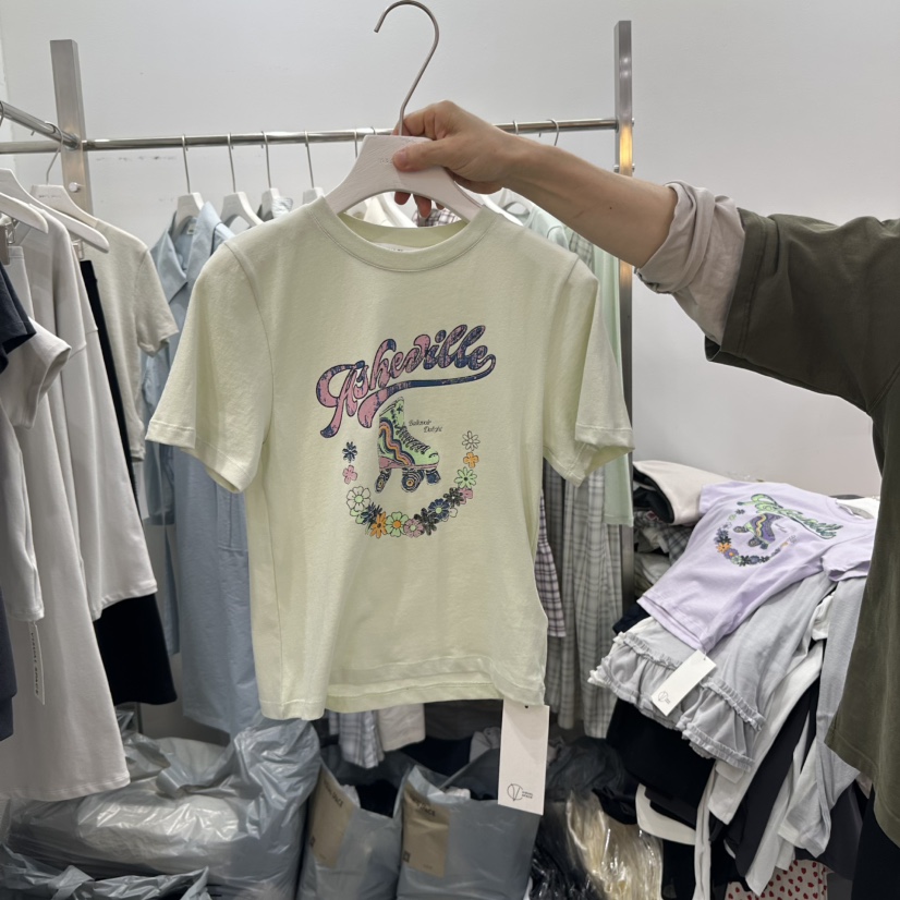 VISUAL SPACE東大門實拍女士新款時尚推薦職業熱賣人氣T恤VISUAL SPACET恤圖色3