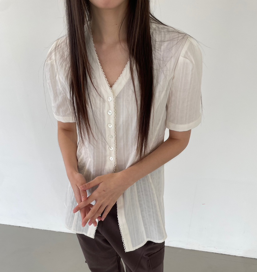 HARZI韓國直郵㊣東大門實拍女裝新款推薦熱賣人氣襯衫蕾絲衫HARZI襯衫/蕾絲衫