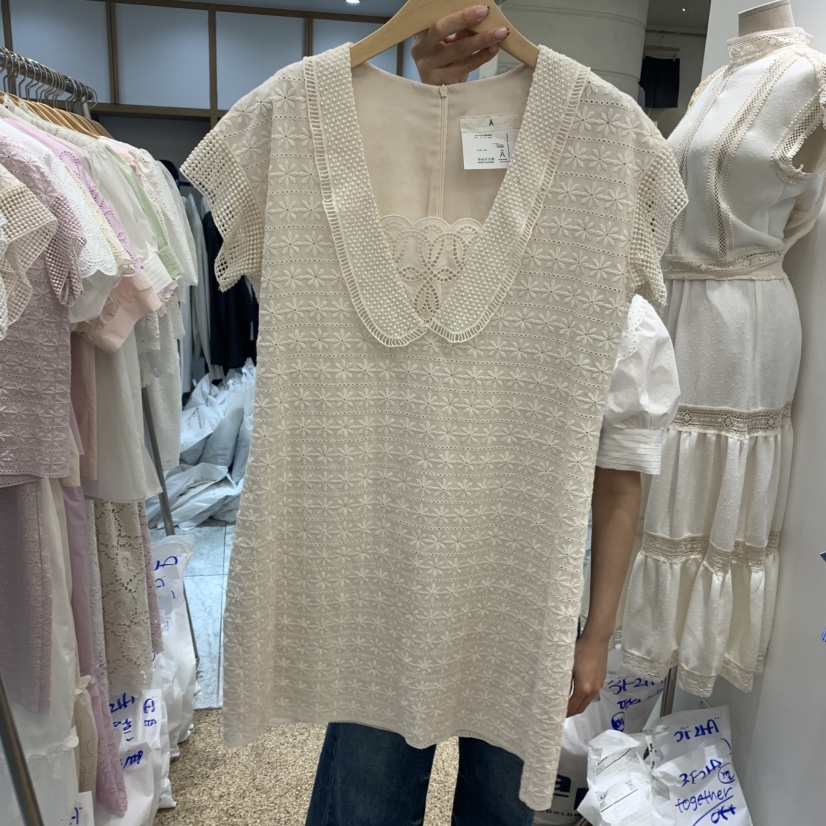 A韓國代購女裝新品時尚休閑真品熱賣職業推薦人氣連衣裙V領A STORE連衣裙