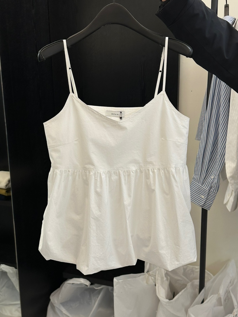 MOANI東大門直郵女士新品時尚人氣休閑熱賣25春夏推薦吊帶背心MOANI吊帶/背心