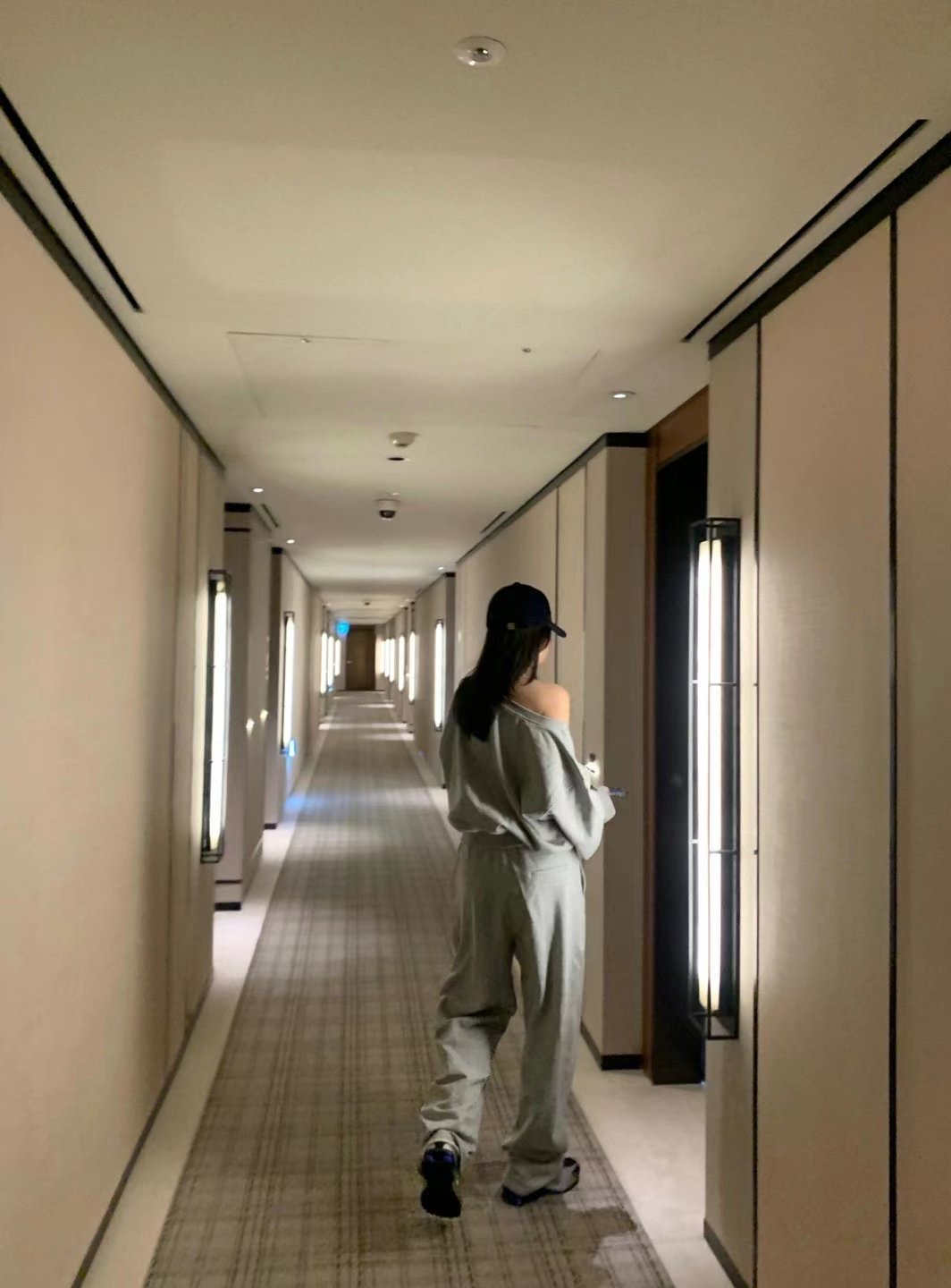 LIBERTY韓國㊣直郵東大門代購女裝新品人氣25春夏時尚休閑衛衣LIBERTY衛衣