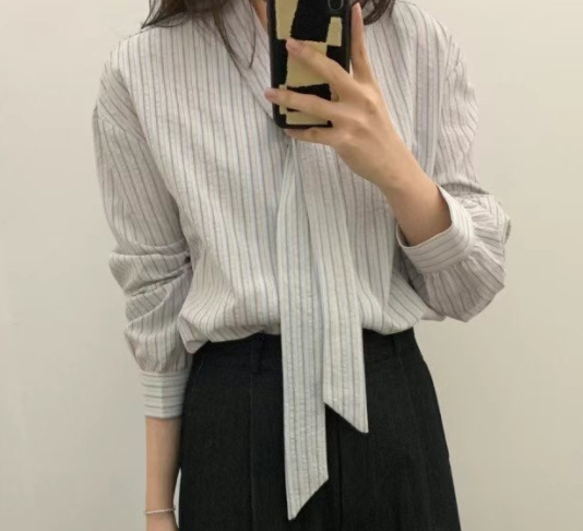 CRISPY CHIPS韓國㊣直郵東大門代購女裝新品休閑襯衫蕾絲衫BLACKGHOBI襯衫/蕾絲衫圖色2