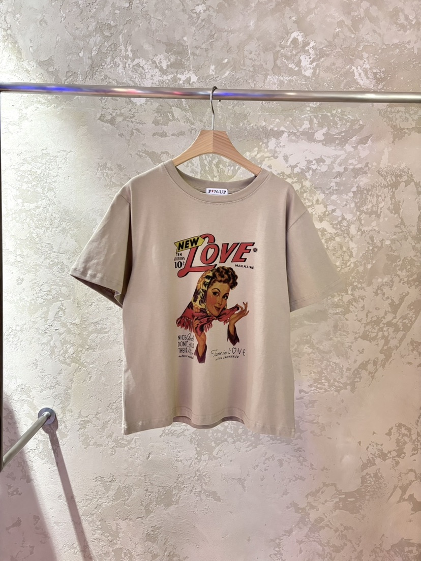 PIN-UP直郵韓國代購㊣女裝新品熱賣人氣時尚25春夏休閑T恤PIN-UPT恤圖色2