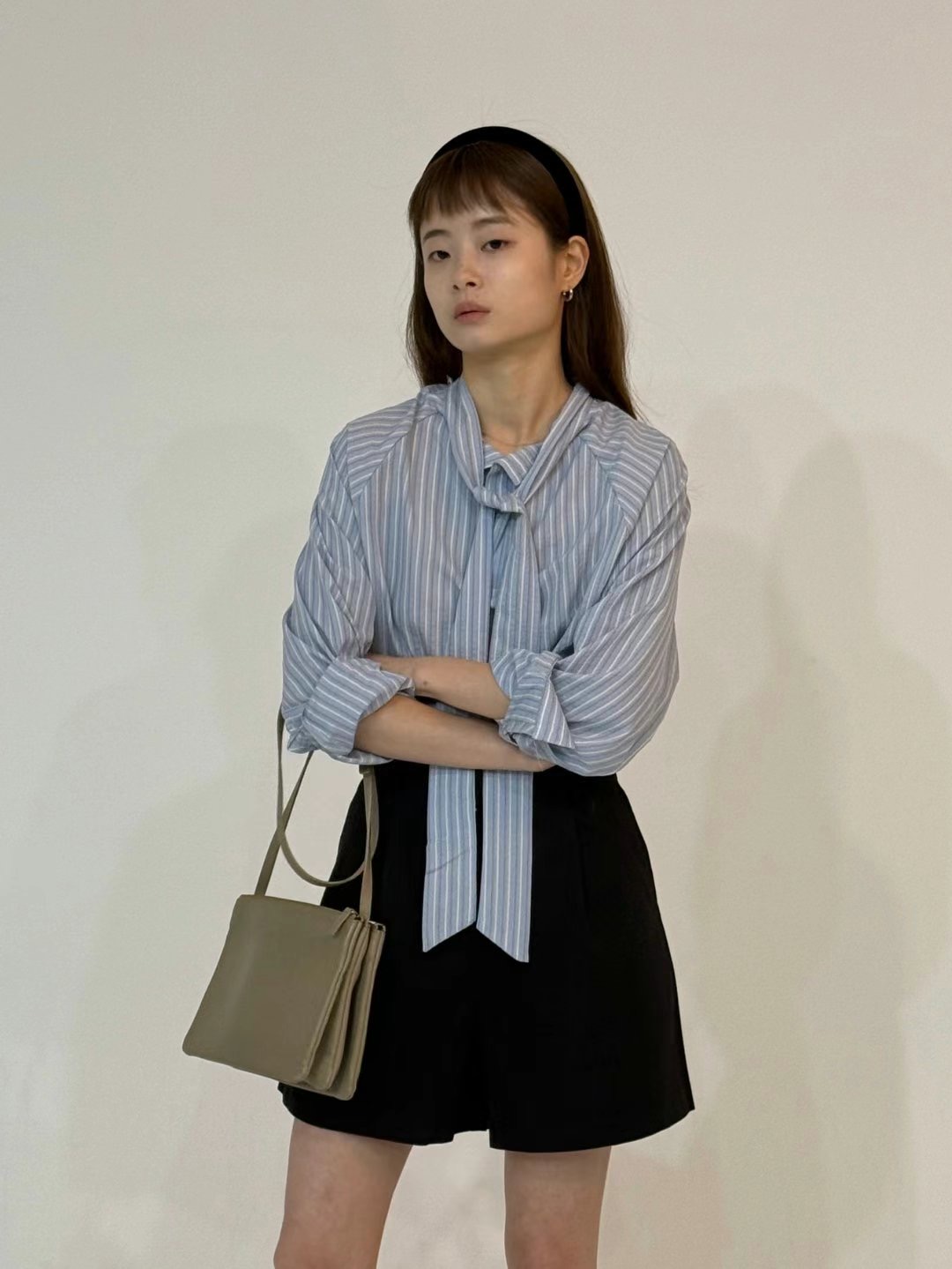 THEBARN韓國直郵㊣東大門實拍女裝新款人氣推薦休閑襯衫蕾絲衫THEBARN襯衫/蕾絲衫