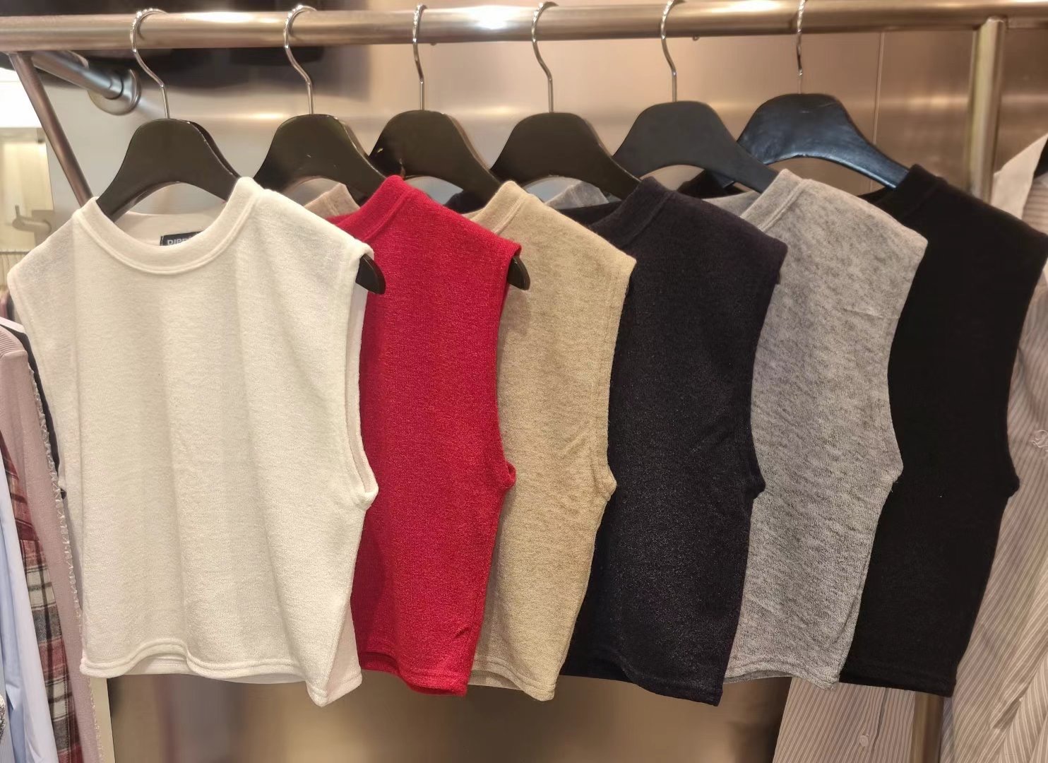 DIPPING直郵韓國代購㊣女裝新品時尚熱賣25春夏推薦吊帶背心DIPPING吊帶/背心圖色4左四色