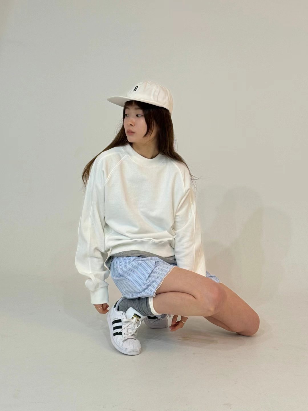 THEBARN直郵韓國代購㊣女裝新款休閑時尚25春夏推薦人氣衛衣THEBARN衛衣圖色2