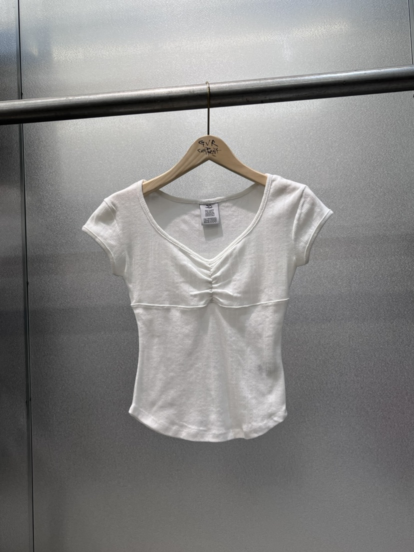 GVR COMPANY韓國直郵㊣東大門實拍女裝新品人氣25春夏推薦T恤GVR-COMPANYT恤