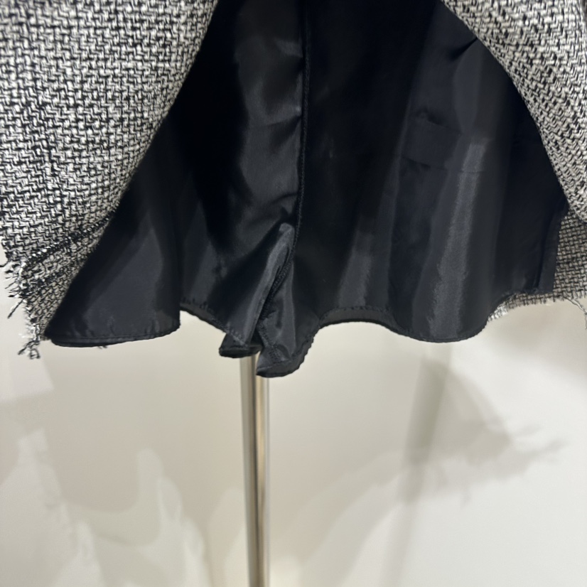 ART IS OVER韓國㊣直郵東大門代購女裝新款休閑推薦25春夏短裙ART IS OVER短裙