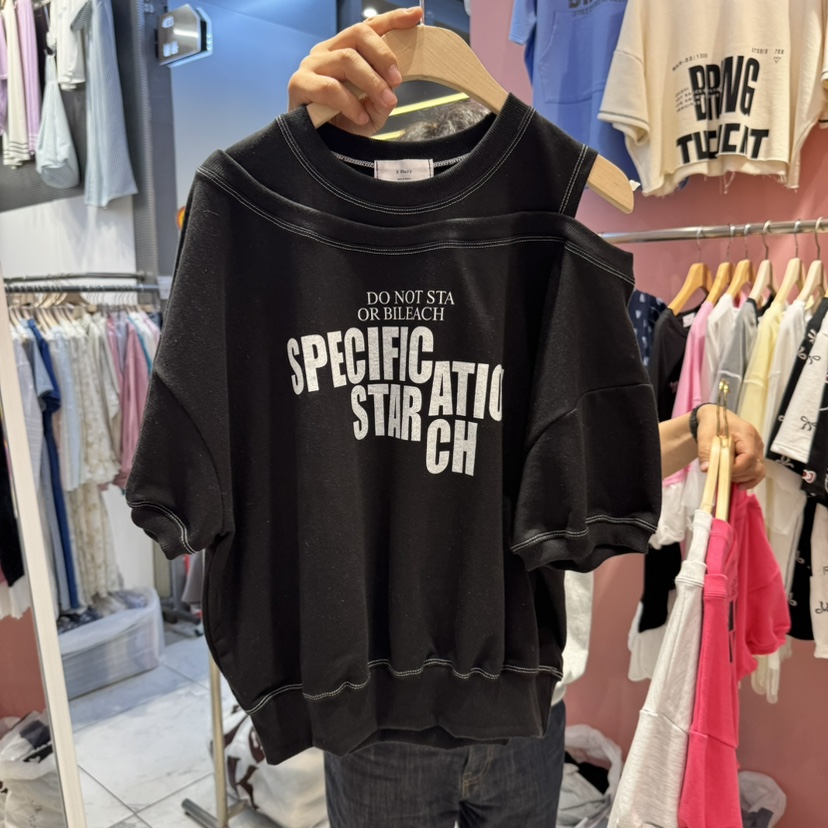 K STORY韓國直郵㊣東大門實拍女裝新款推薦休閑熱賣人氣衛衣K STORY衛衣圖色2