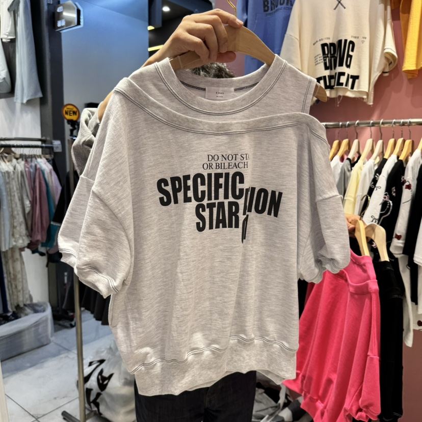K STORY韓國直郵㊣東大門實拍女裝新款推薦休閑熱賣人氣衛衣K STORY衛衣圖色3