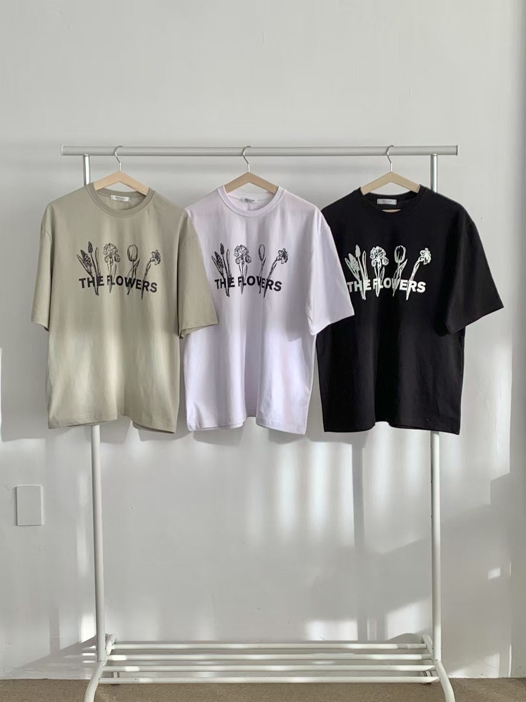 KIMFASHION韓國直郵㊣東大門實拍女裝新款推薦休閑熱賣時尚T恤KIMFASHIONT恤圖色2左二色