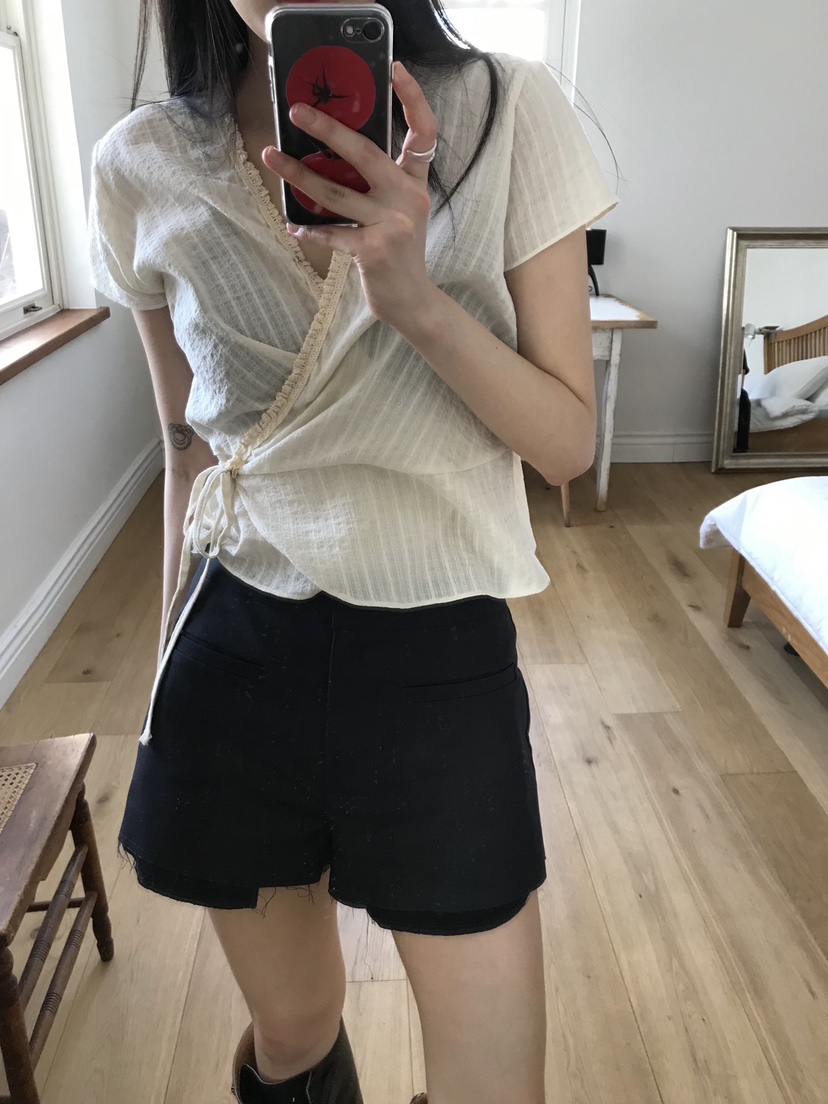 ESCHER韓國直郵女裝新款休閑時尚熱賣25春夏推薦襯衫蕾絲衫ESCHER襯衫/蕾絲衫