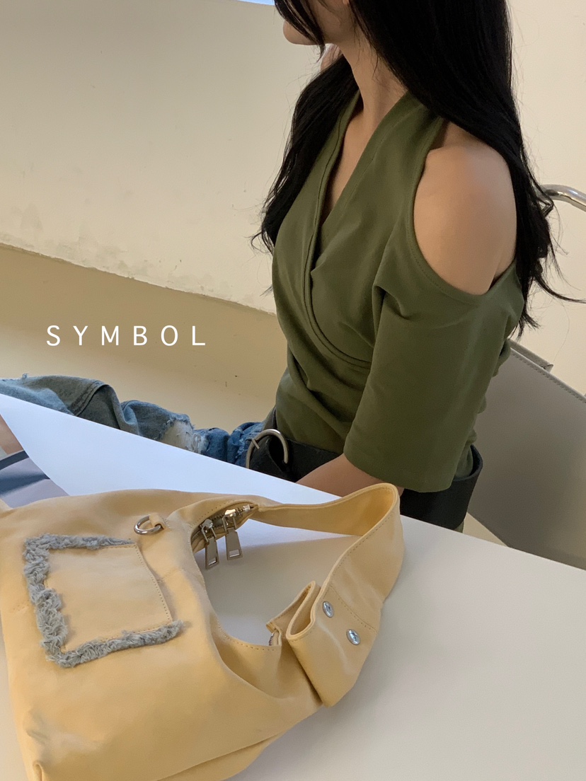 SYMBOL韓國㊣直郵東大門代購女裝新品人氣25春夏時尚熱賣T恤SYMBOLT恤