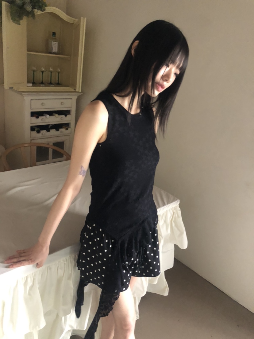 FLASH韓國㊣直郵東大門代購女裝新款休閑推薦人氣25春夏吊帶背心FLASH吊帶/背心