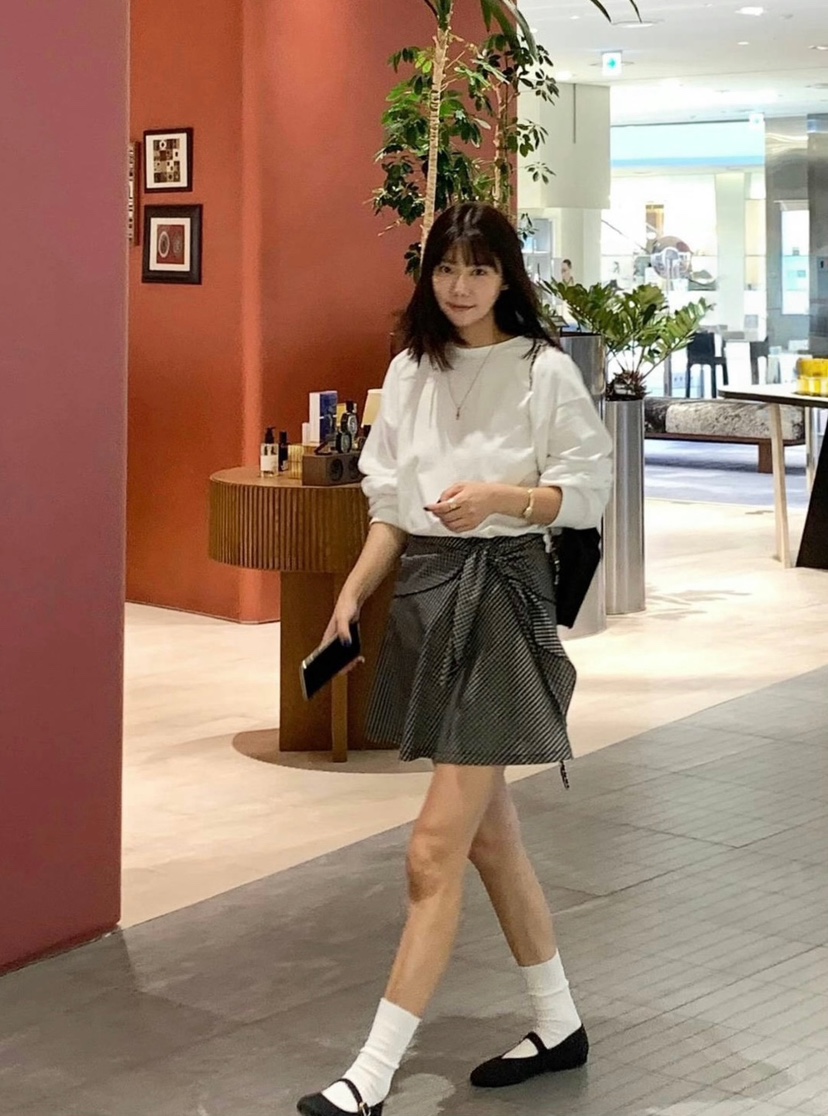 COURGETTE韓國㊣直郵東大門代購女裝新品25春夏推薦時尚衛衣COURGETTE衛衣